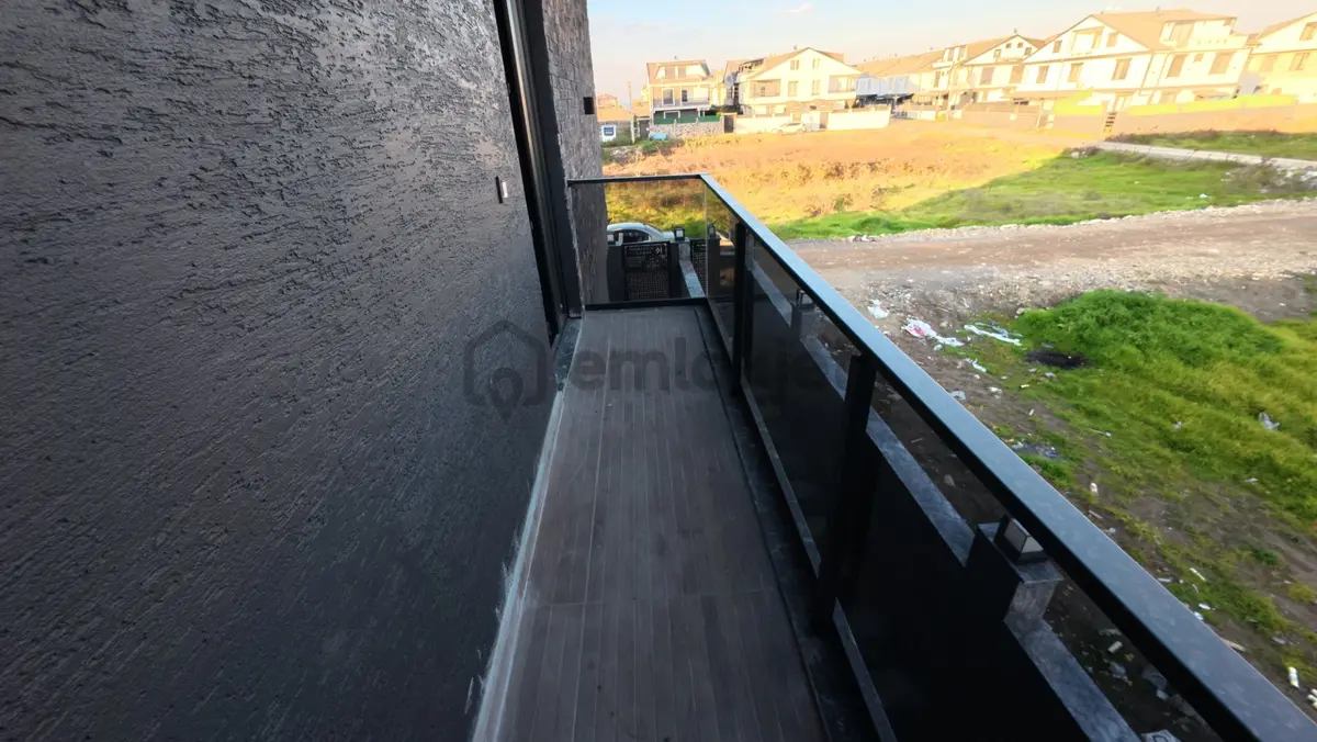 Kocaali’de Köşe Başı, Şömineli, Denize Çok Yakın 4+1 Villa - 22
