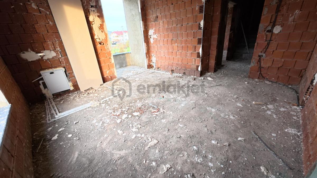 Kocaali'de 120m2 Bahçeli 4+1 Villa - 13