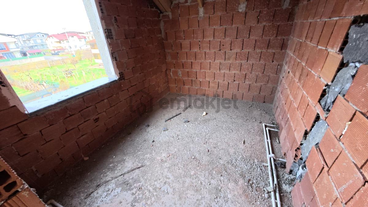 Kocaali'de 120m2 Bahçeli 4+1 Villa - 18