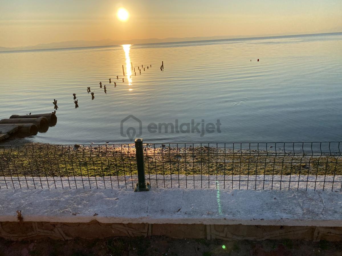 Balıkesir Ayvalık Sarımsaklı Da Satılık Villa.denize Yakın - 16