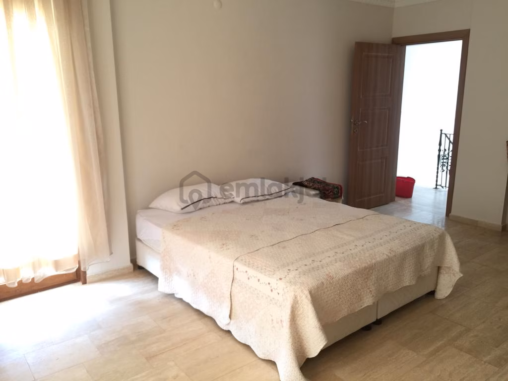 Ayvalık Sarımsaklı Da Satılık Villa.denize 100 Metre Mesafede - 7