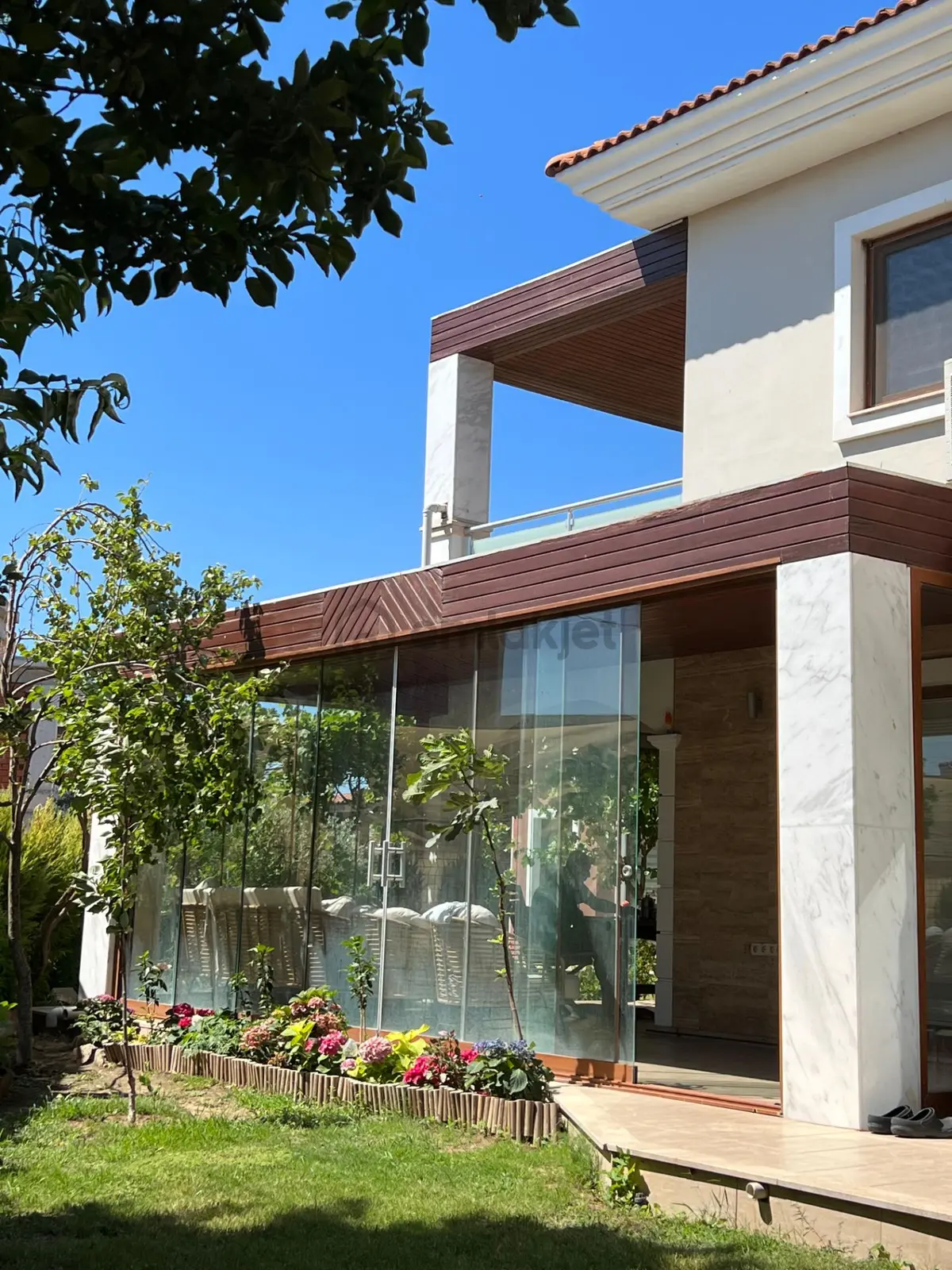 Balıkesir Ayvalık Sarımsaklı Da Satılık Villa.denize Sıfır. - 11