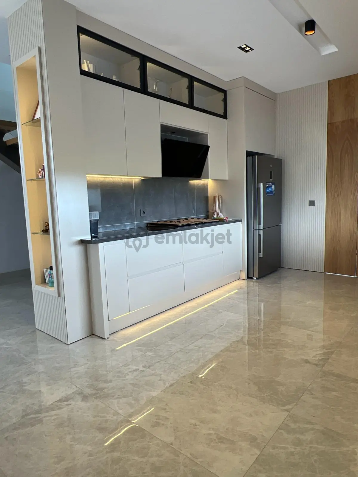 Odabaşı 'nda Ultra Lüks Sitede 5+1 Villa - 8