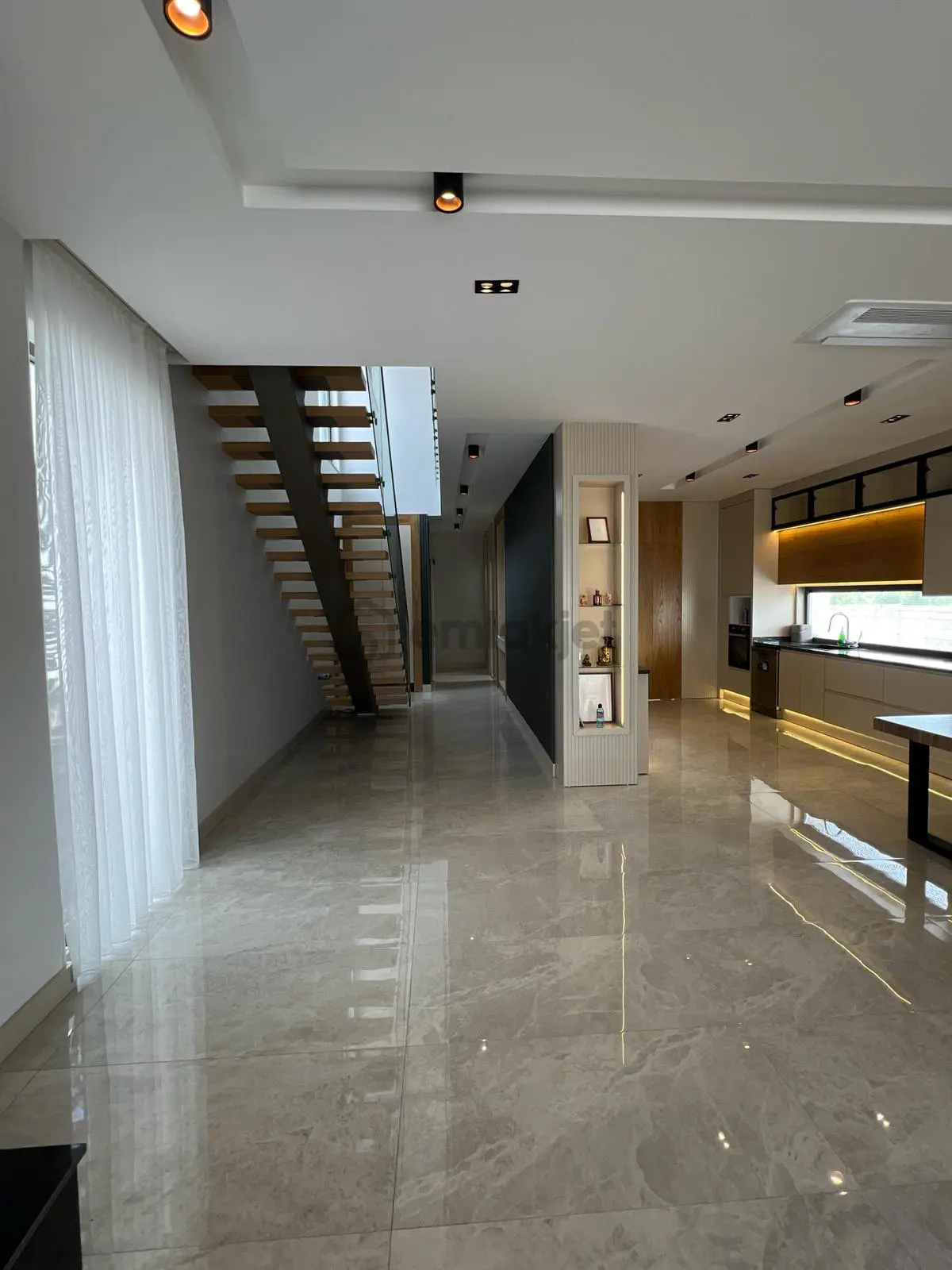 Odabaşı 'nda Ultra Lüks Sitede 5+1 Villa - 7