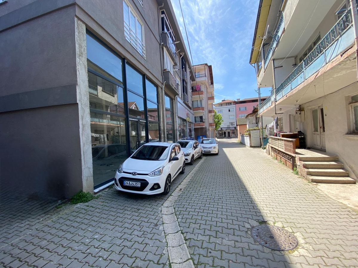 Hendek Merkezde 1+1 Kiralık Daire - 2