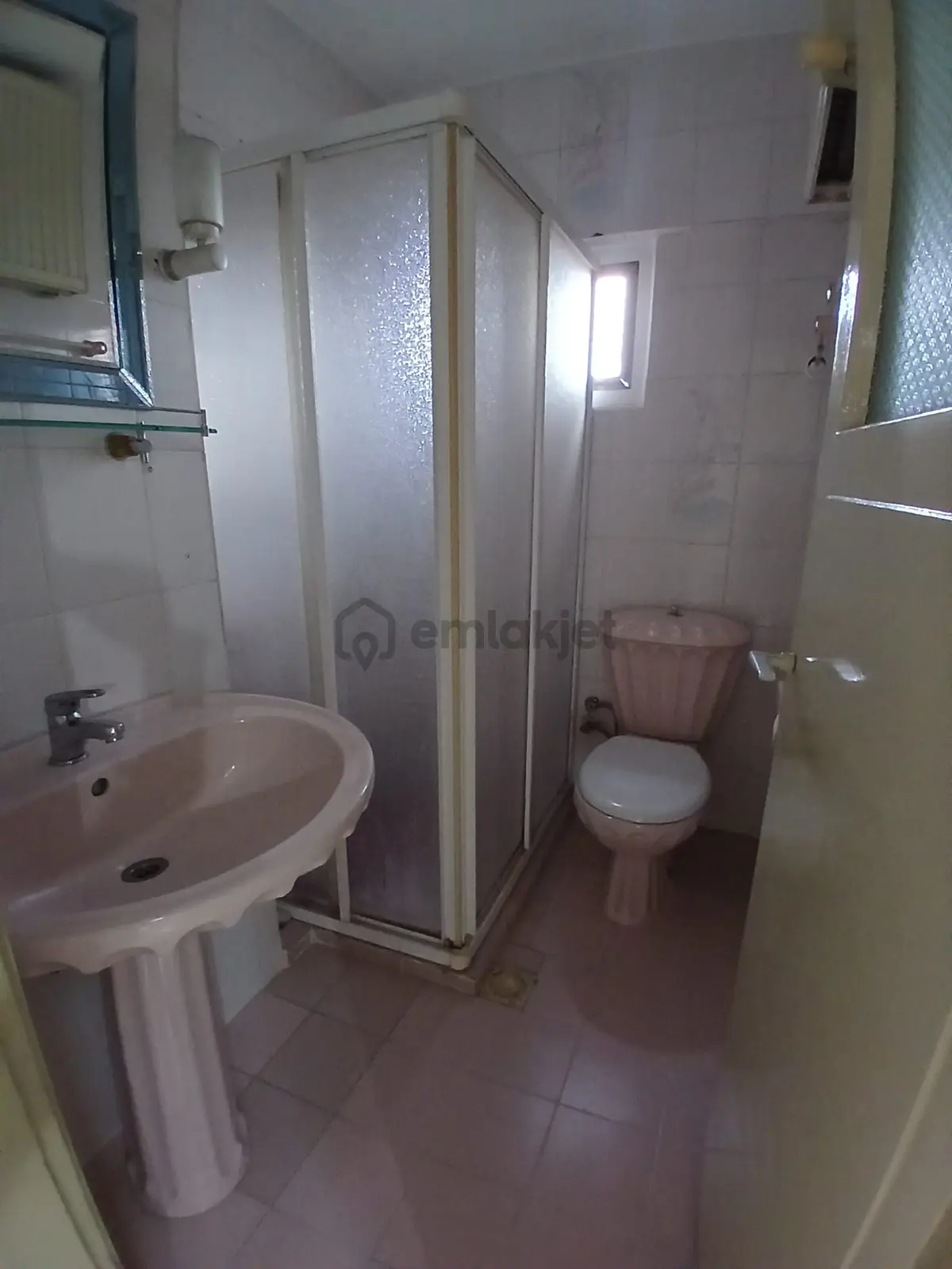 Gazcılar Cadde Üstü Bakımlı Kiralık Daire - 10