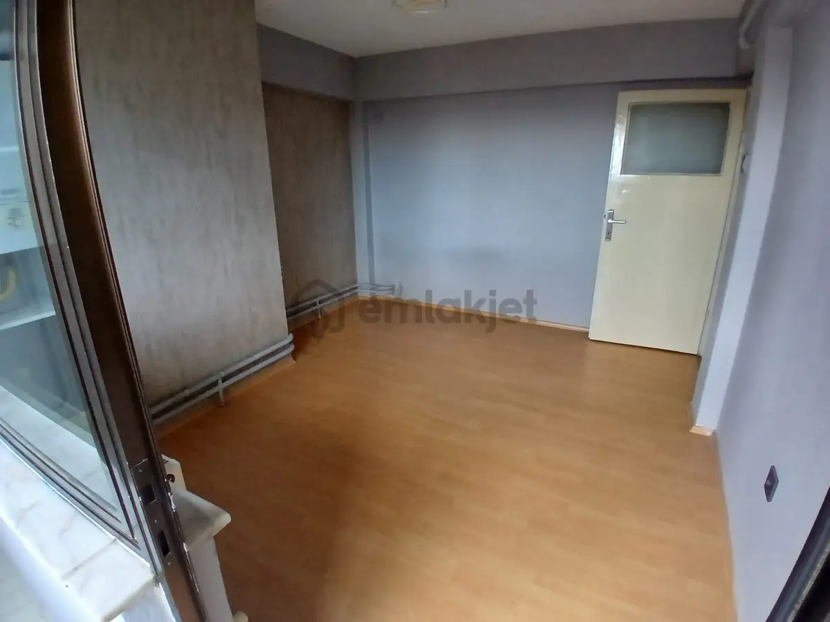 Gazcılar Cadde Üstü Bakımlı Kiralık Daire - 7