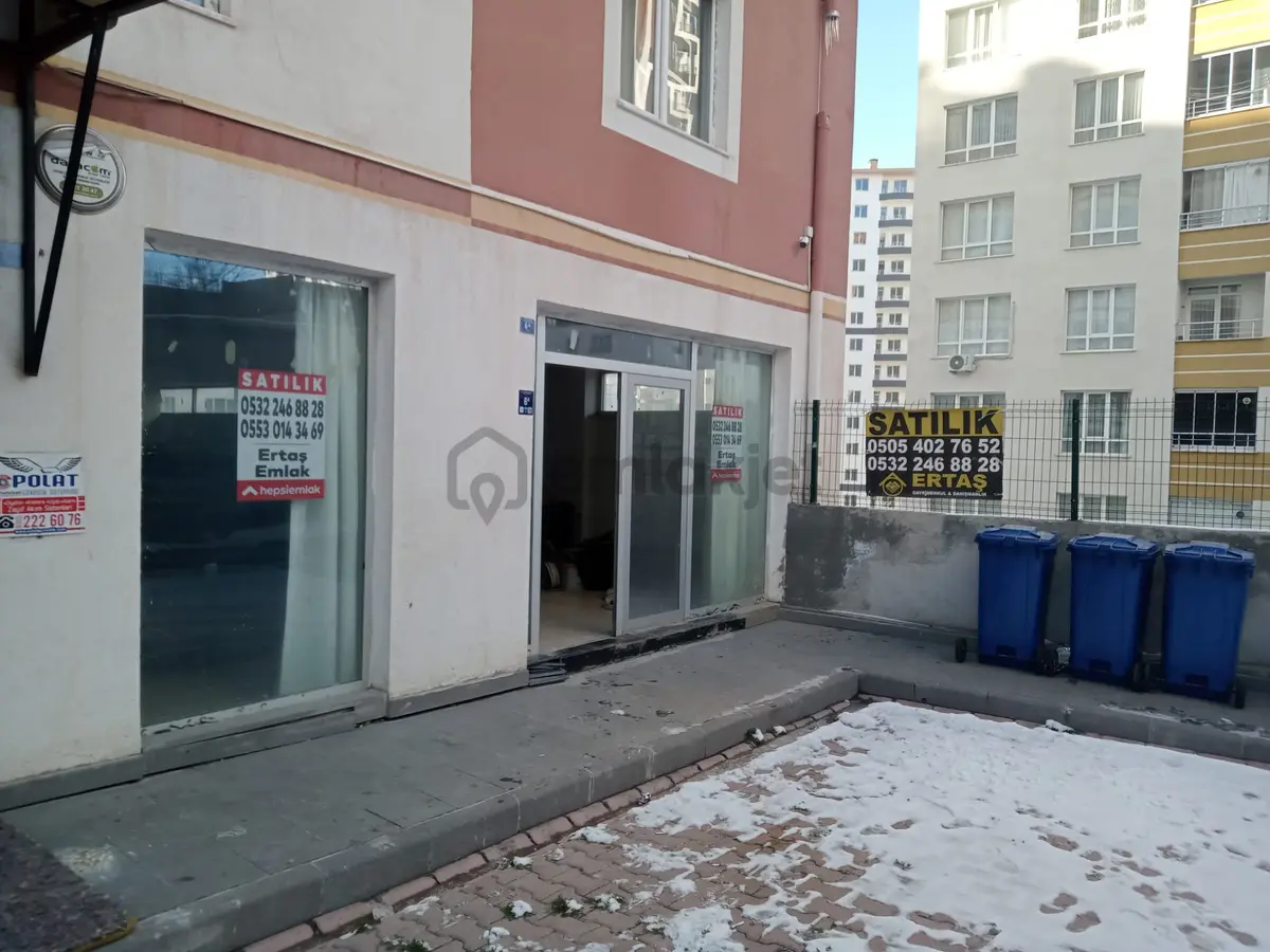 Talas Anayurtta Satılık Dükkan