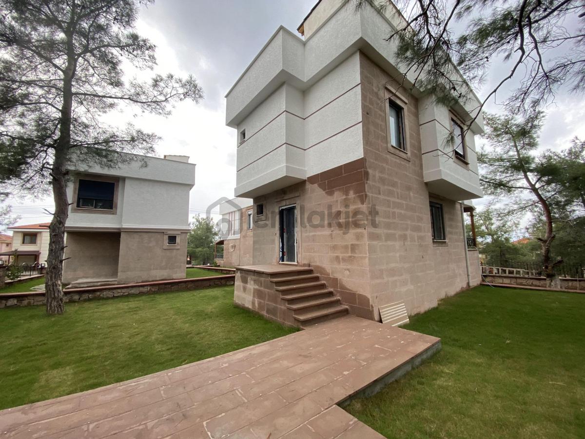 Balıkesir Ayvalık Ta Satılık Villa - 19