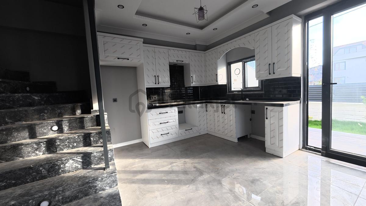Kocaali’de Satılık 3+1 Villa Sıfır Ve Modern - 8