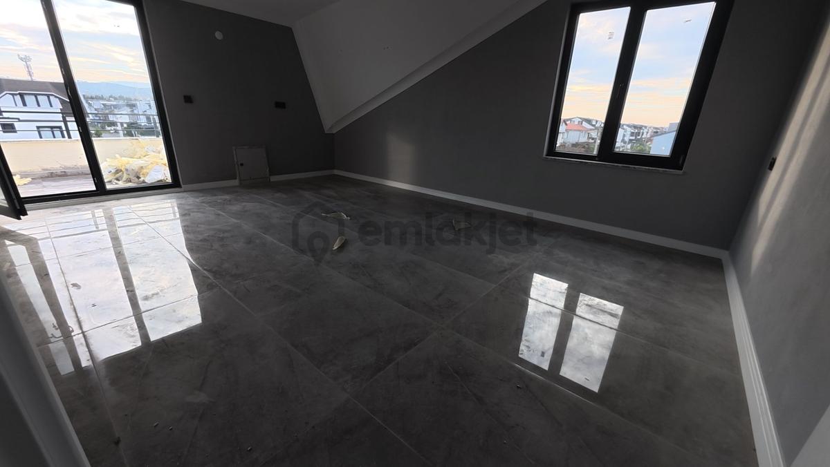 Kocaali’de Satılık 3+1 Villa Sıfır Ve Modern - 18