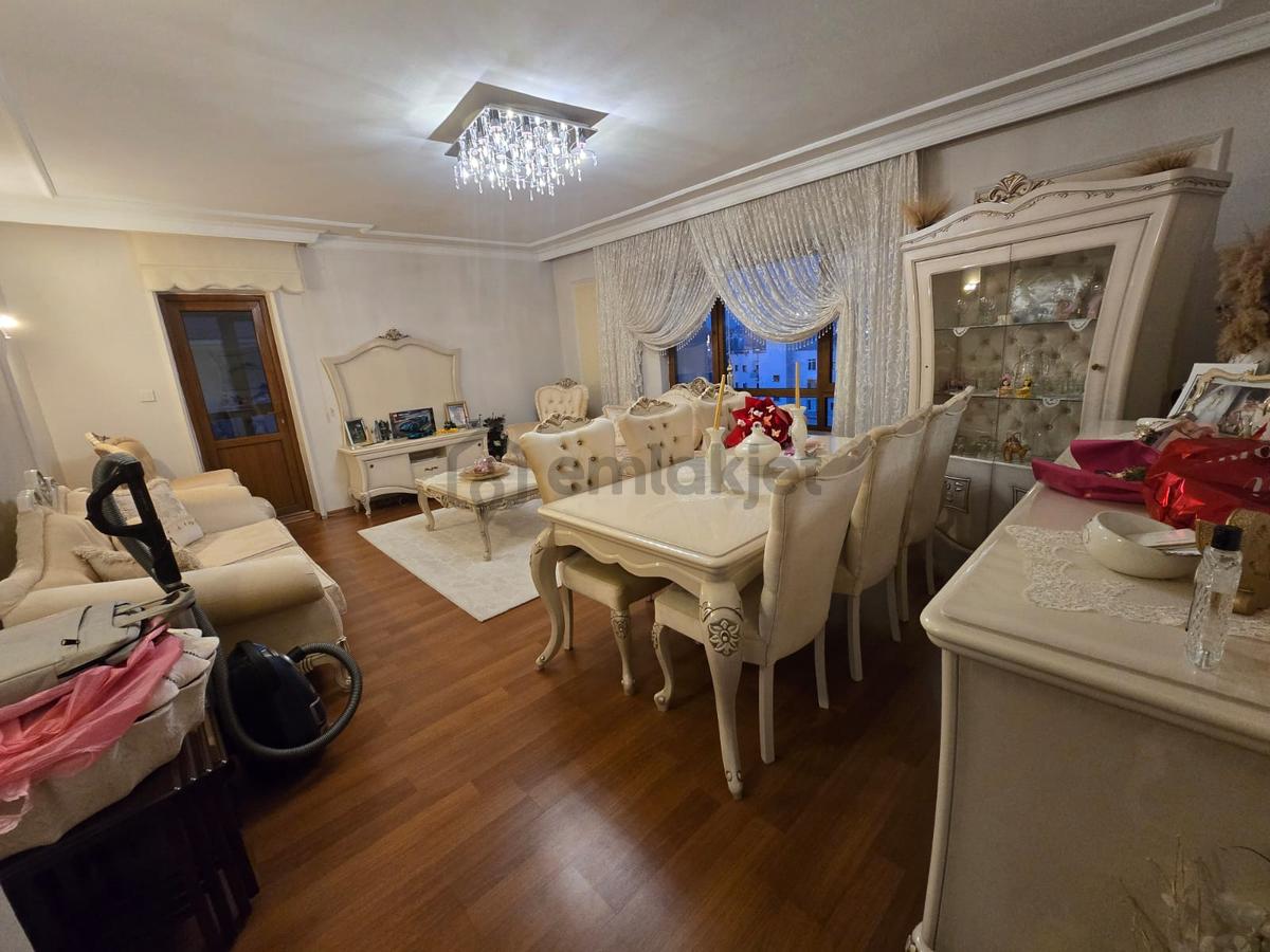 Yeşiltepe'de Manzaralı 3+1 Daire! - 11