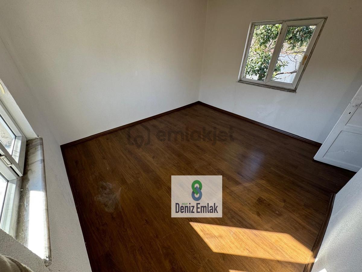 Denizden Burhaniye Bahadınlıda 450 M2 Arsa İçinde Satılık 2+1 Köy Evi. - 32