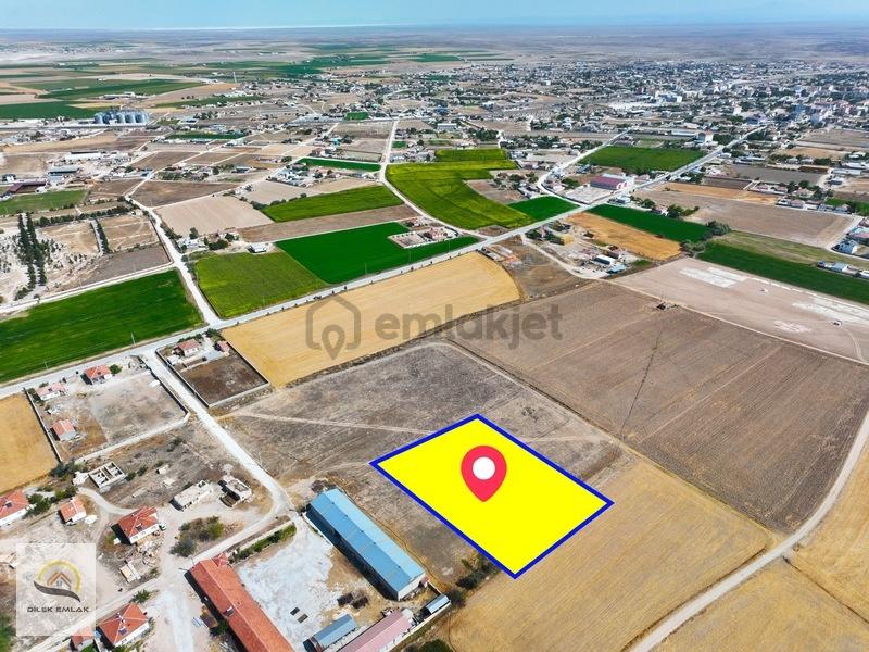Aksaray Sultanhanı'nda Tek Tapu 4037m² 2,5 Kat Villa İmarlı Arsa
