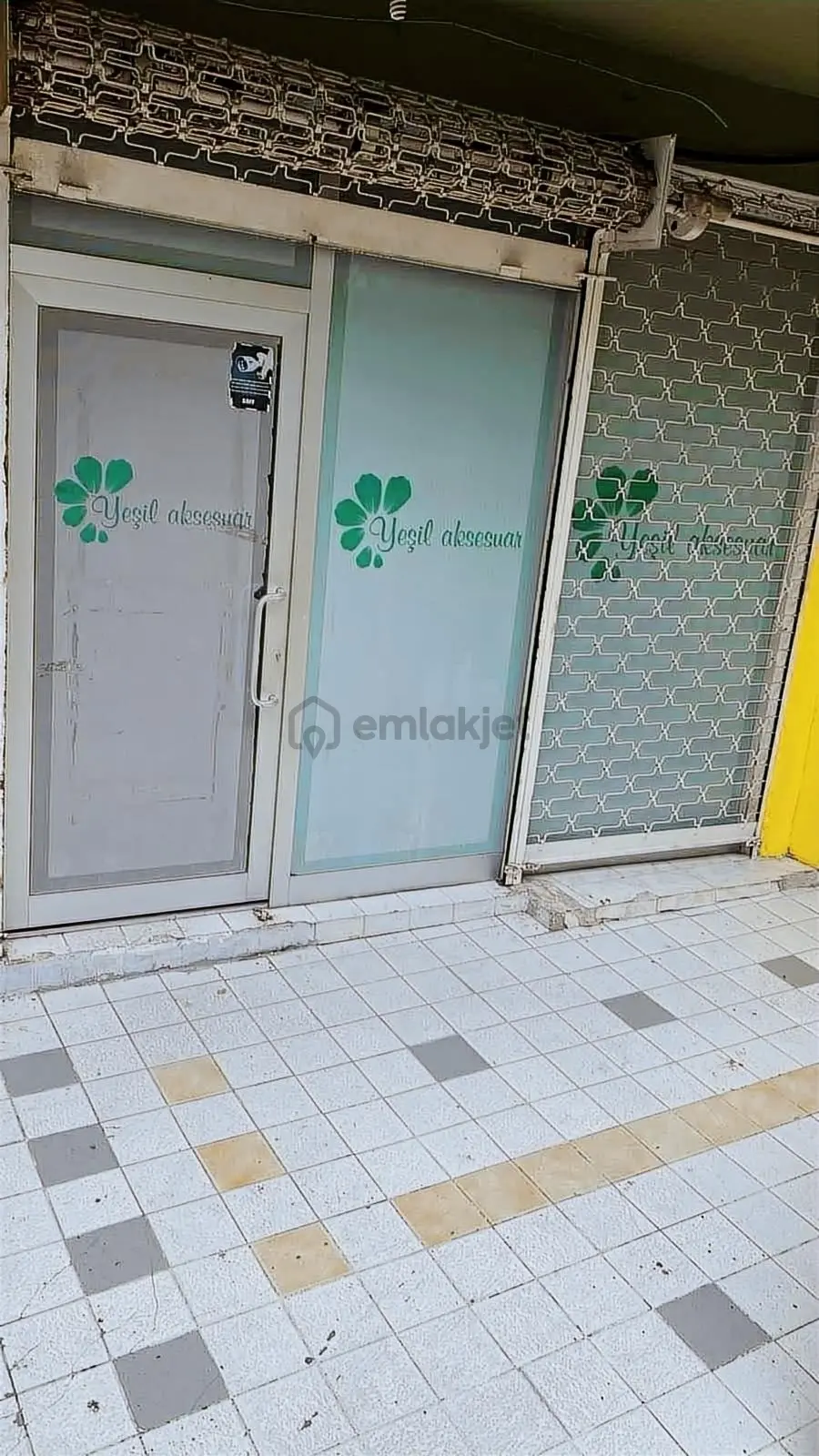 Engin Erdem'den Merterde Satılık Dükkan - 6