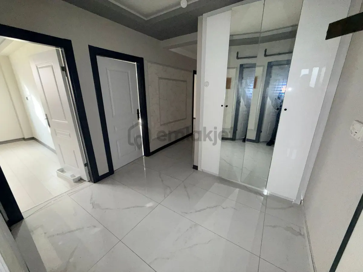 Ufuktepe Mahallesi'nde Full +full Yapılı Daire! - 24