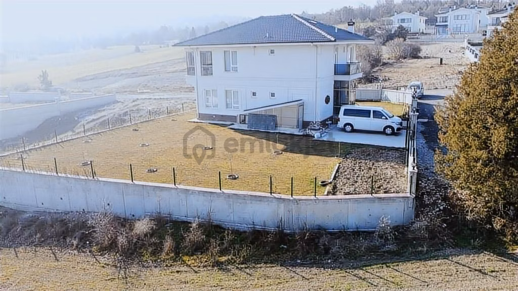 Hacı Acizlerde Satılık Müstakil Tapulu Villa - 13