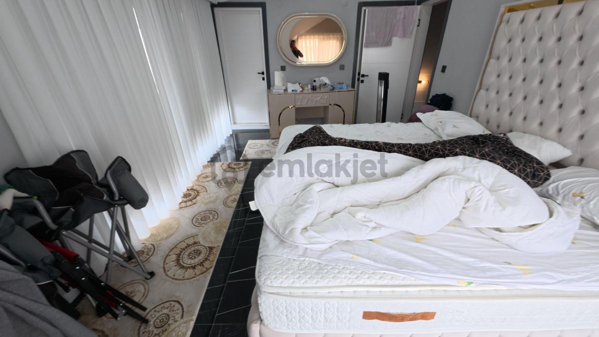 Kocaali De Köşe Parselde Havuzlu 4+1 Müstakil - 34
