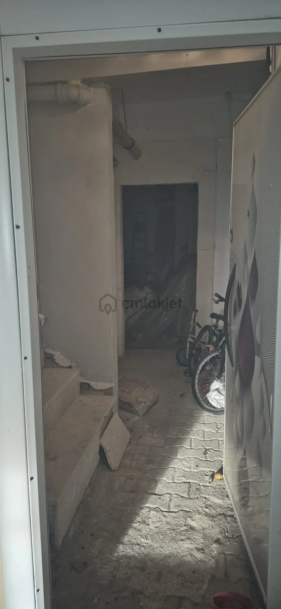 Arnavutköy Karlıbayır'da Satılık Atölye / Depo - 9