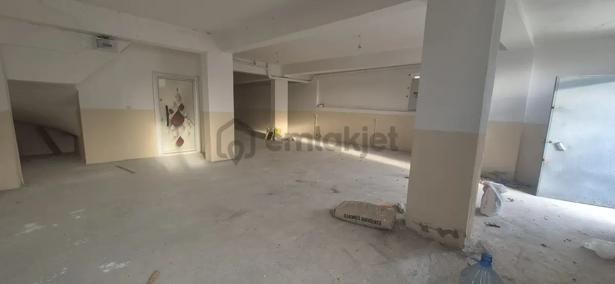 Arnavutköy Karlıbayır'da Satılık Atölye / Depo - 3