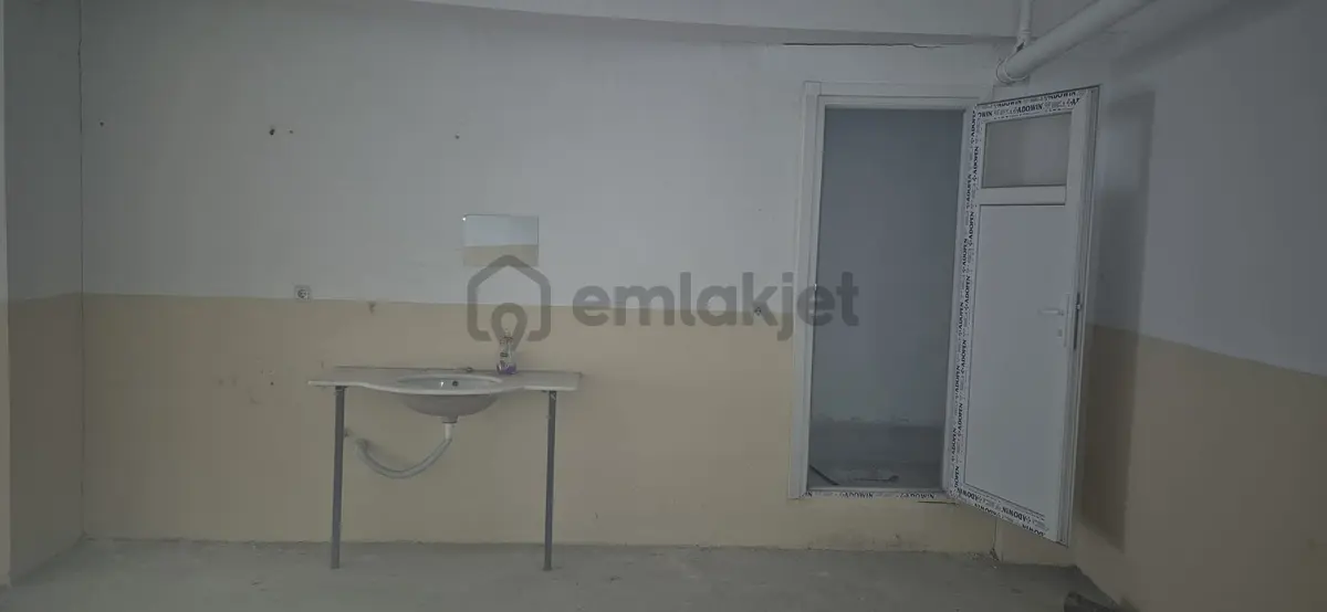 Arnavutköy Karlıbayır'da Satılık Atölye / Depo - 8