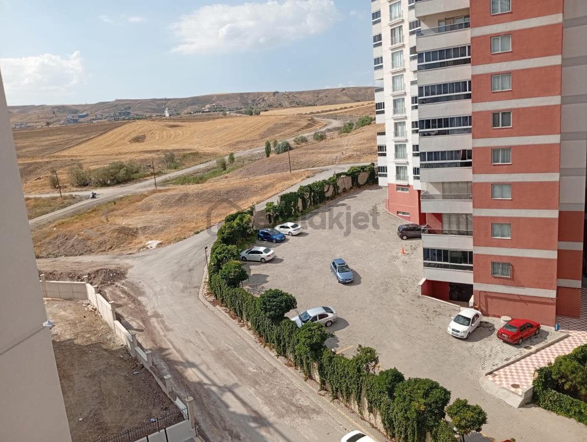 Cadde Üzerinde Süper Lüks Sıfır Ara Kat Daire - 15