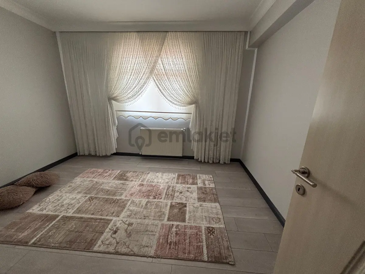 Atapark Mahallesi'nde E.banyolu Asansörlü Binada 3+1 Daire! - 23