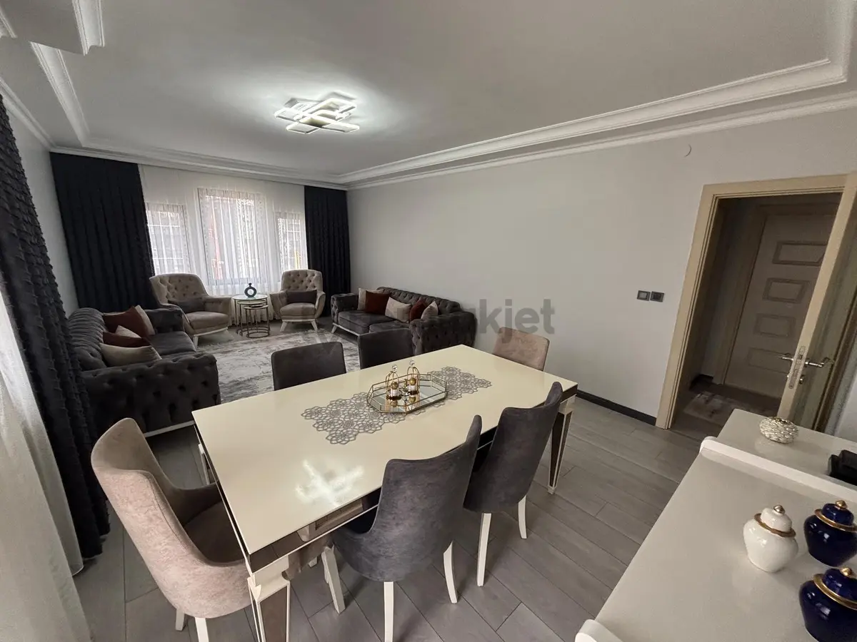 Atapark Mahallesi'nde E.banyolu Asansörlü Binada 3+1 Daire! - 11