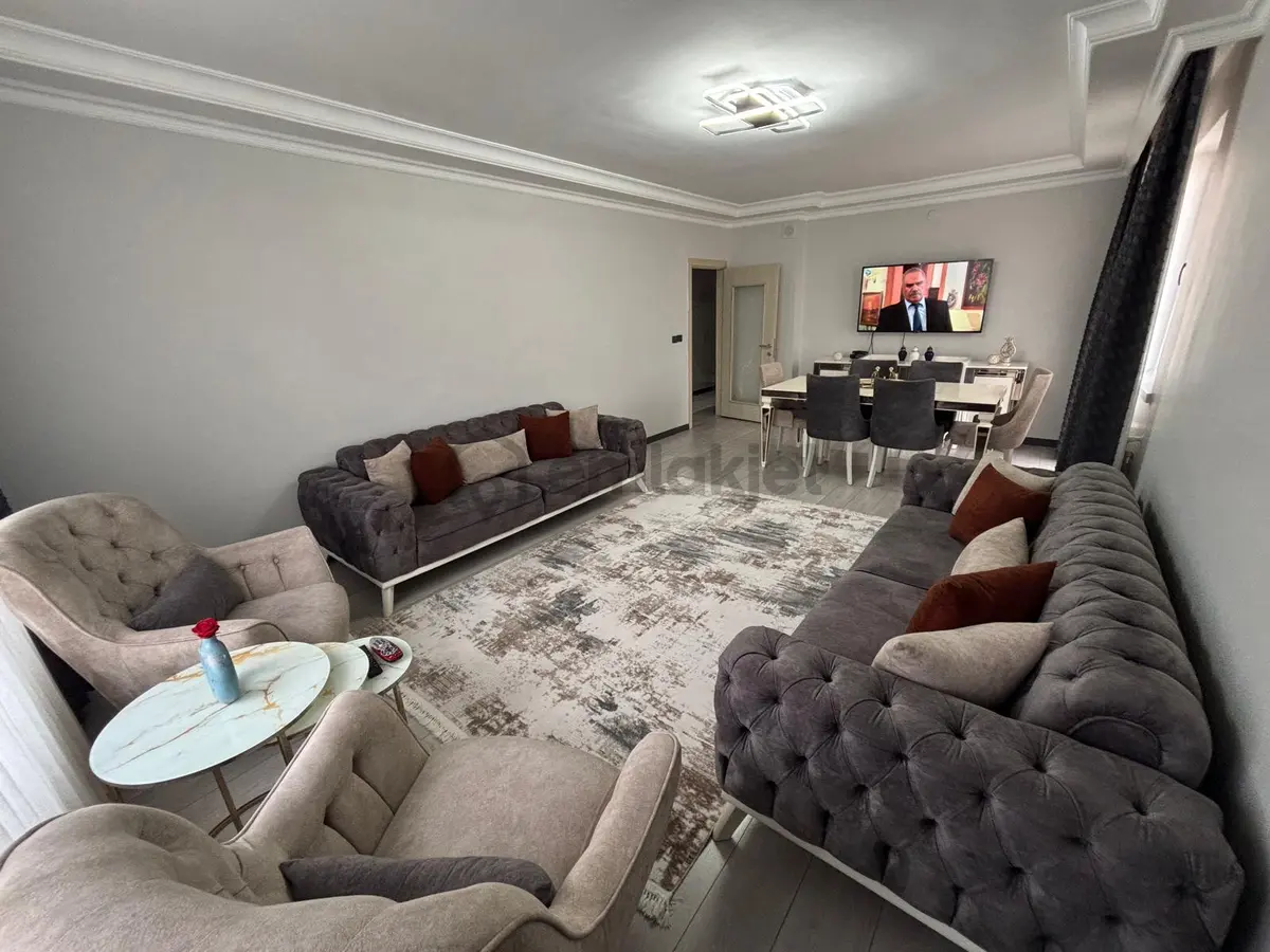 Atapark Mahallesi'nde E.banyolu Asansörlü Binada 3+1 Daire! - 12