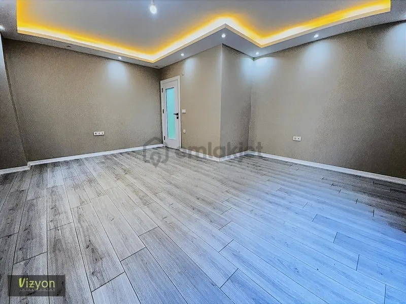Mimar Sinan Mahallesinde Bahçe Kullanımlı Satılık 2+1 Daire - 6