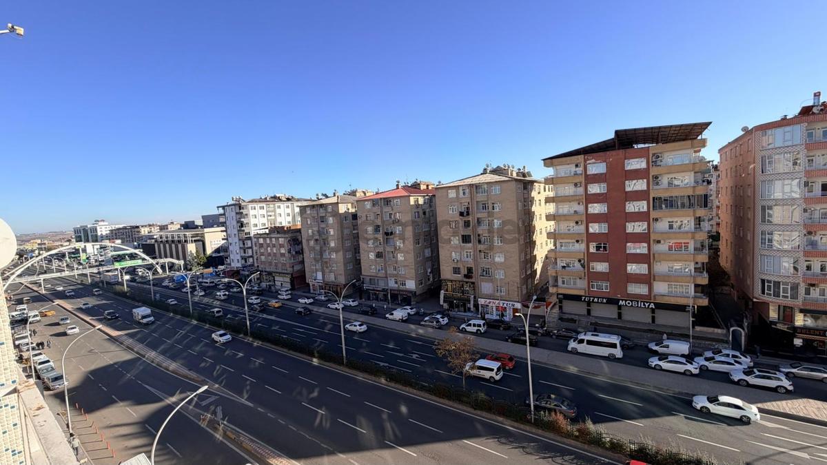 Tesislerde Ana Cadde Üstünde 3+1 Satılık Daire - 17