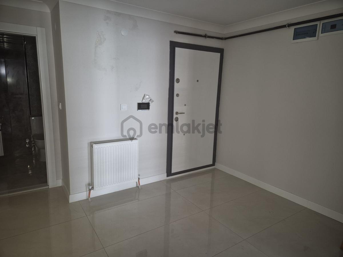 Ank Çank Bahcelievler Yeni Binada Ön Cephe Satılık 2+1 Daire - 8