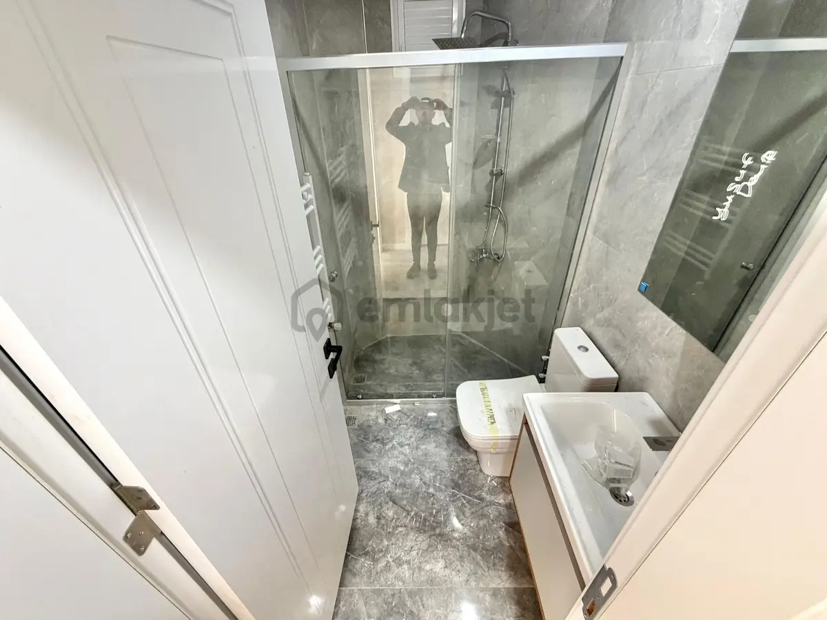 Home And Car'dan Edremit'de Doğalgazlı 1+1 Sıfır Satılık Daire - 14