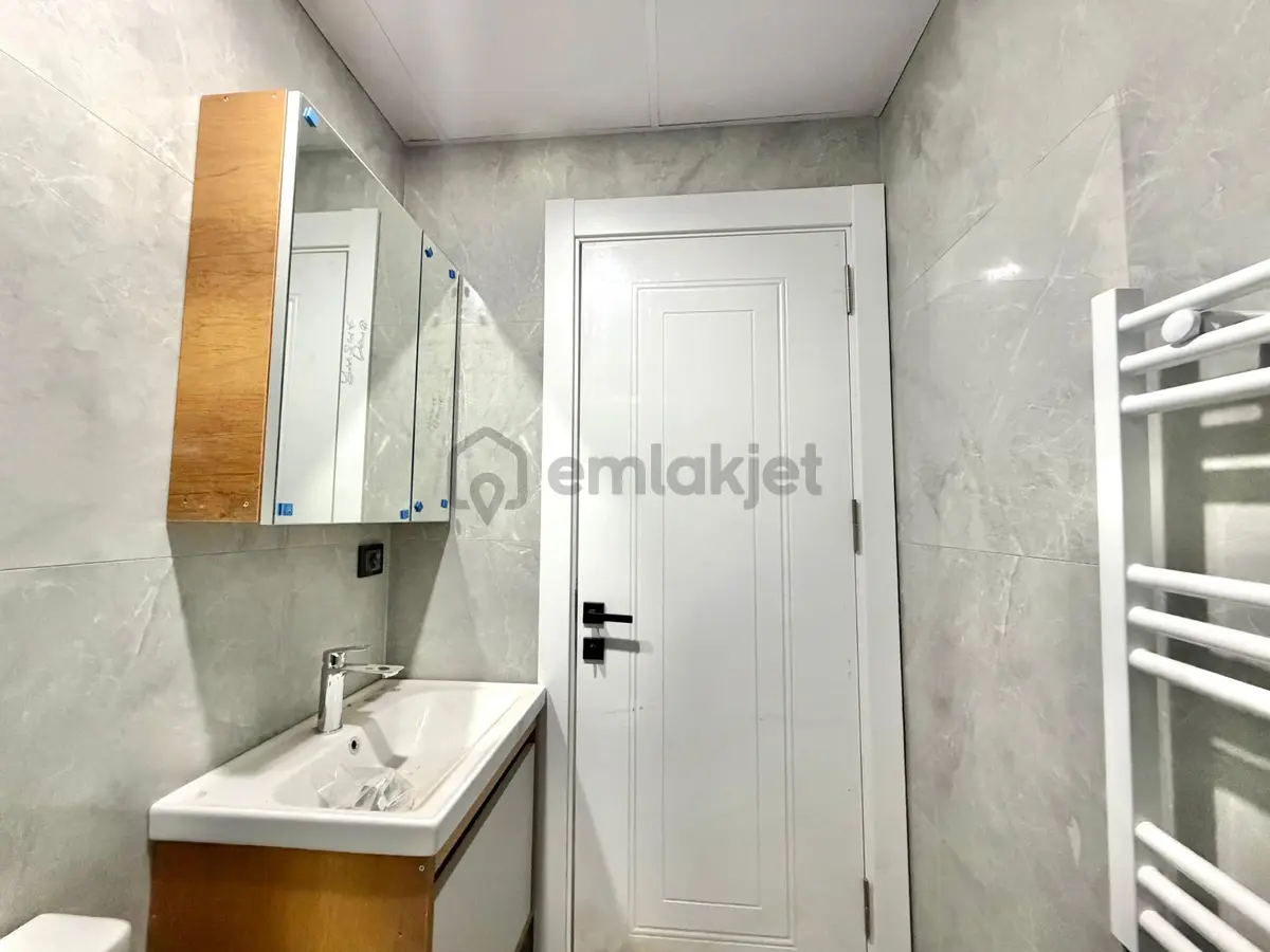 Home And Car'dan Edremit'de Doğalgazlı 1+1 Sıfır Satılık Daire - 17