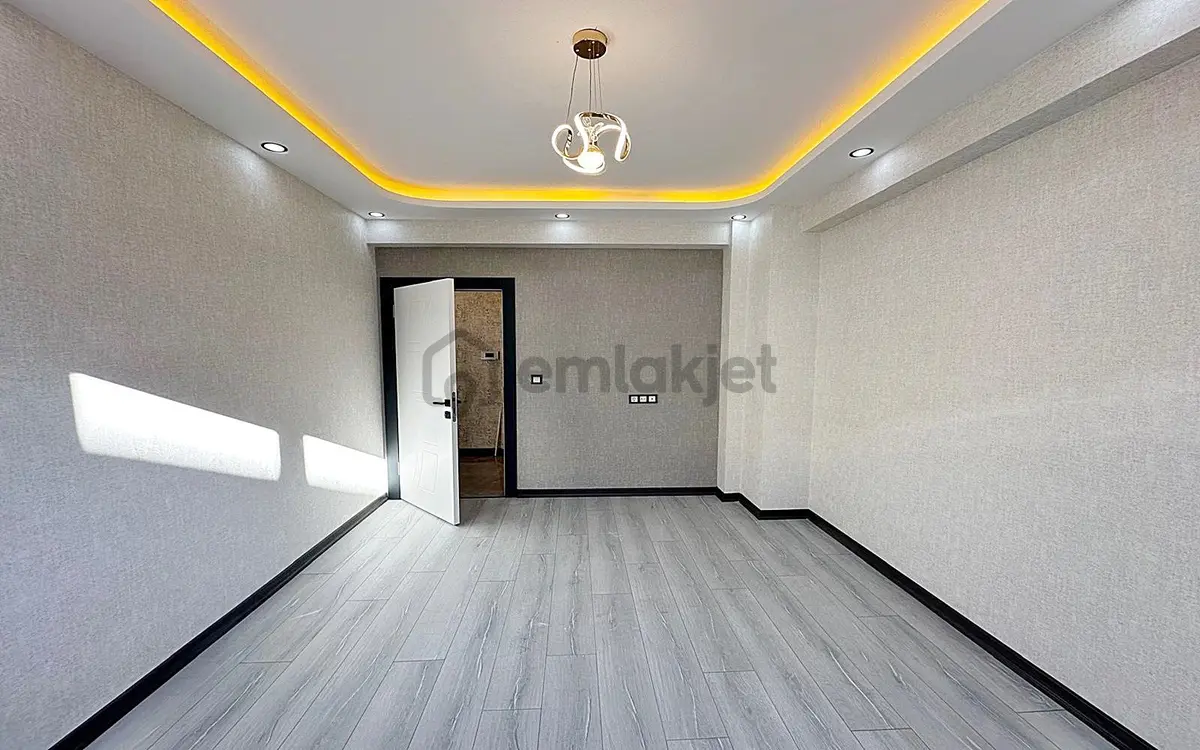 Karakaya'da Modern Tasarım & Ultralüks Donanımlı 3+1 Daire - 22