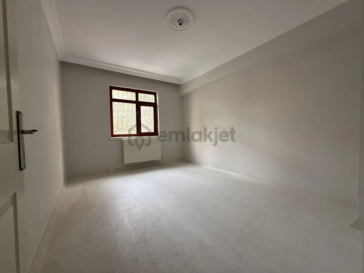 Atapark Mahallesi'nde Yapılı 3+1 Daire! - 16