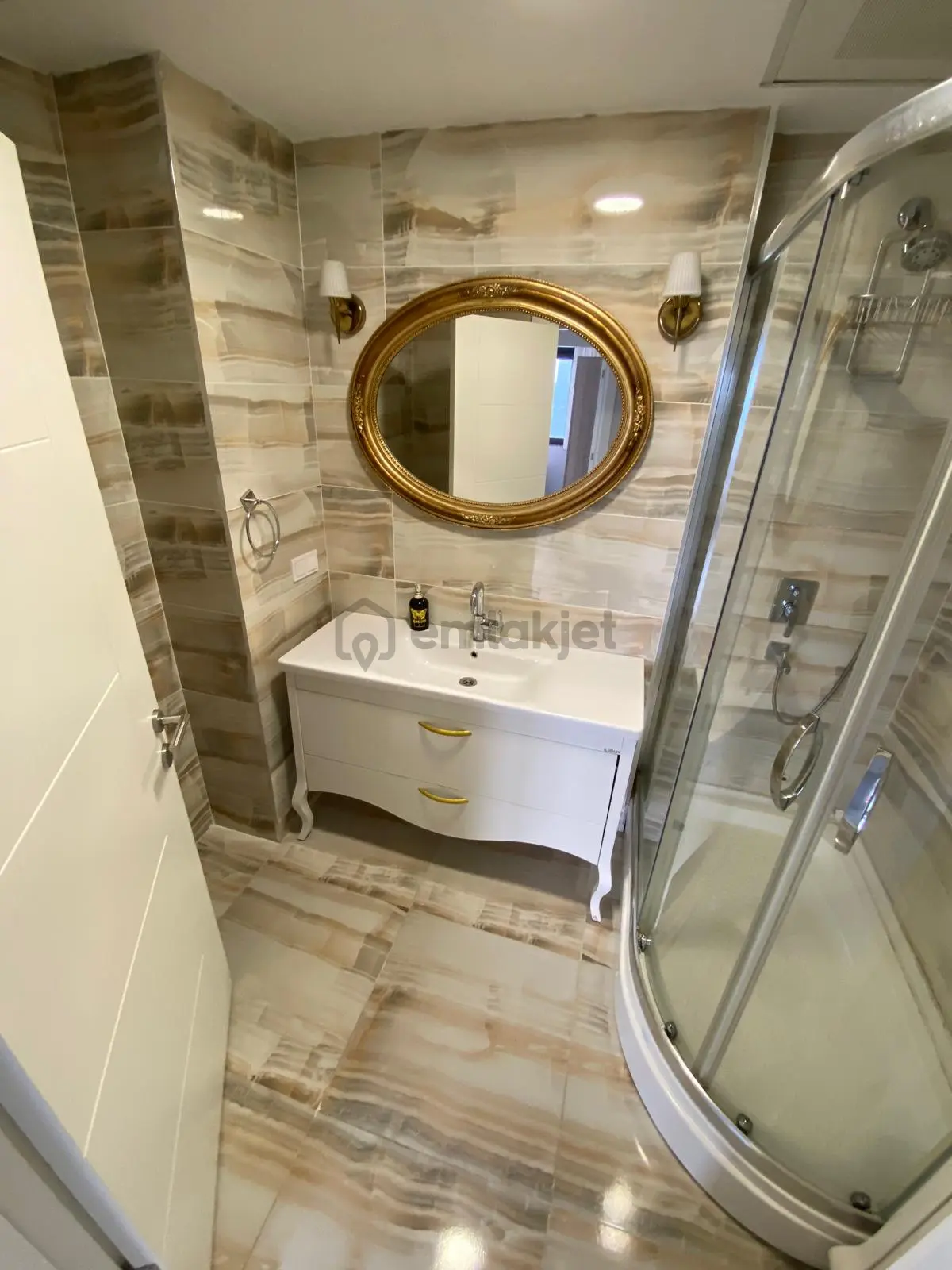 Trabzon Yalıncakta Satılık Denize Sıfır Lüks Daire - 27
