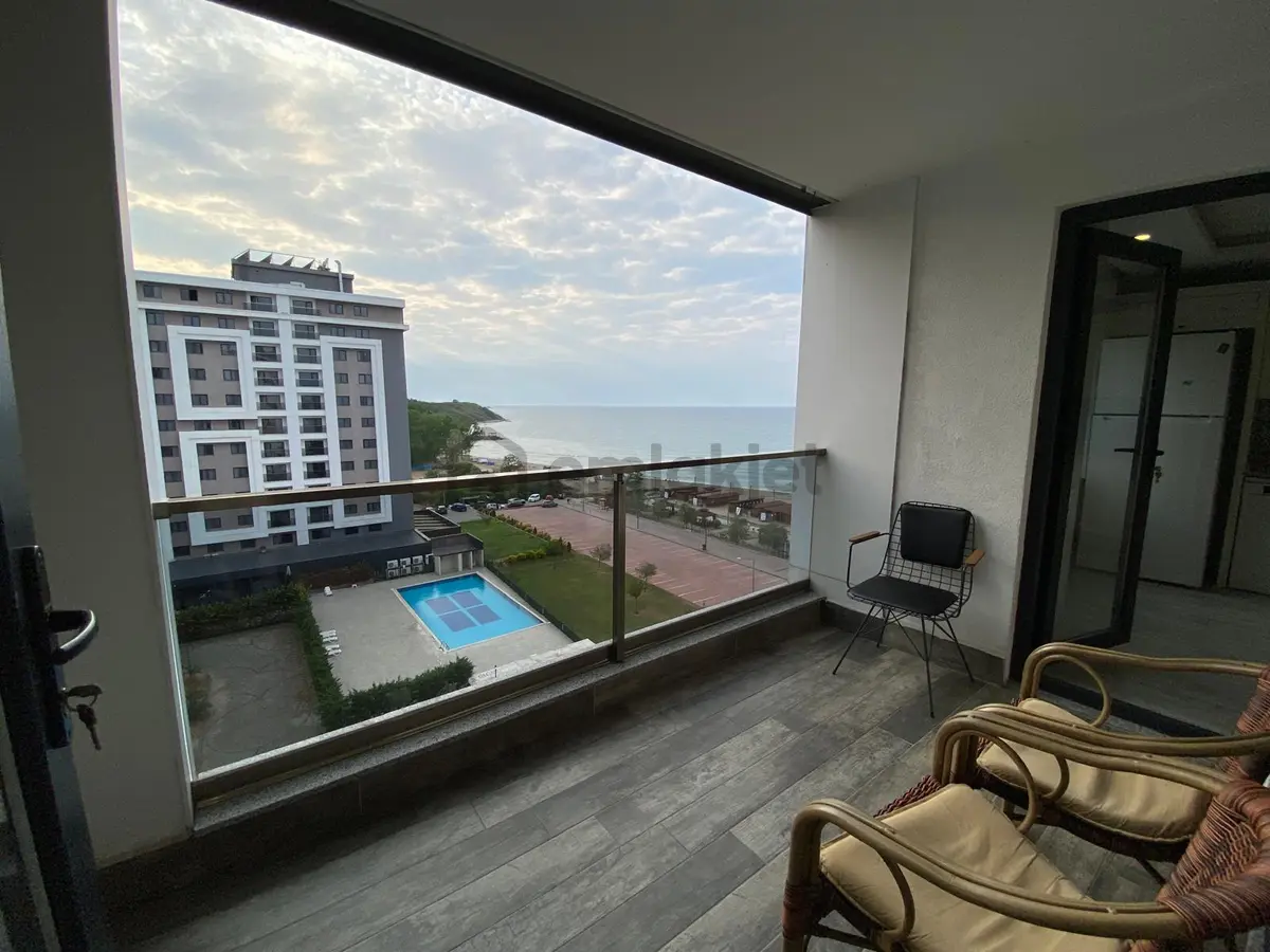 Trabzon Yalıncakta Satılık Denize Sıfır Lüks Daire - 15