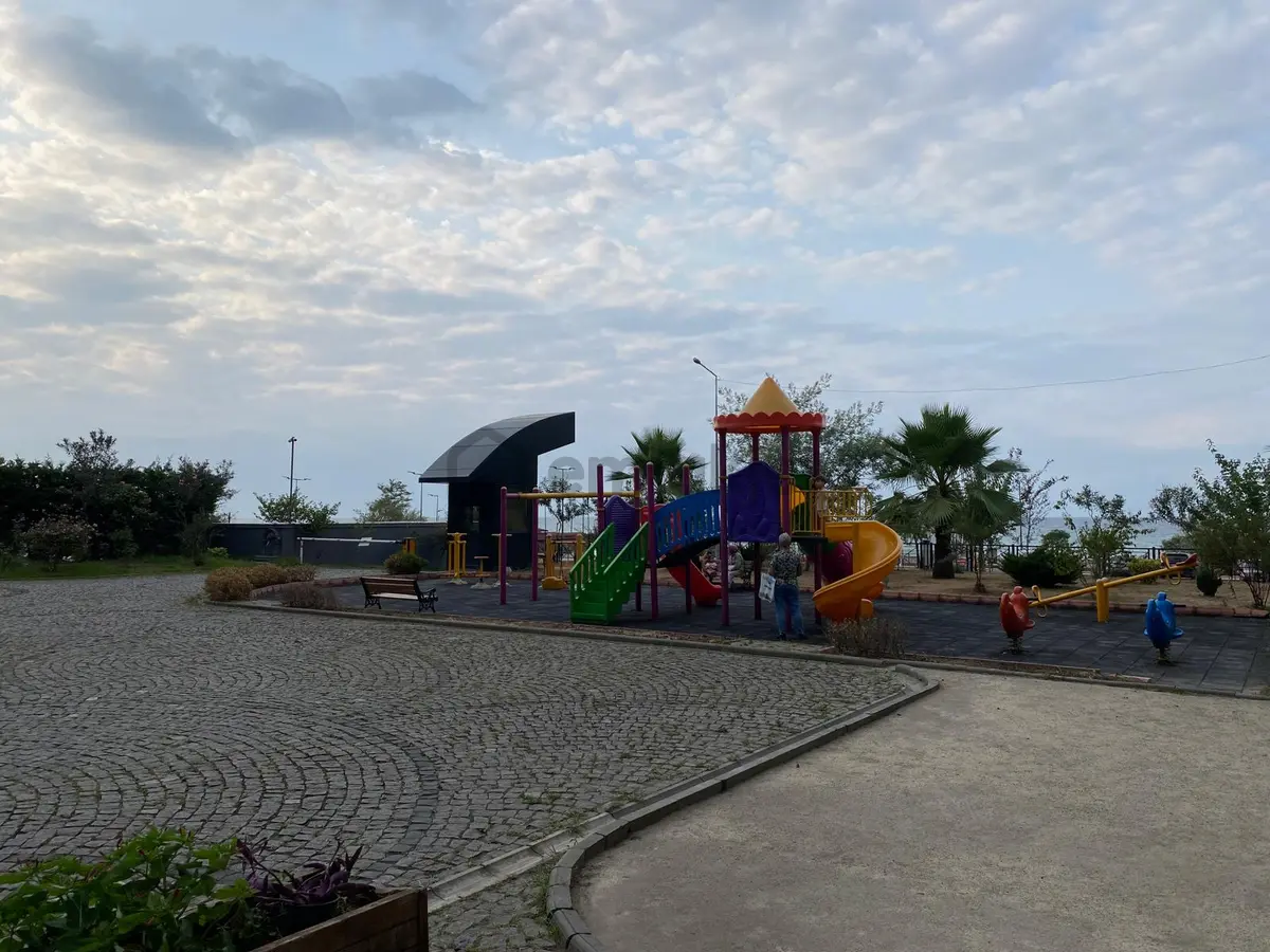 Trabzon Yalıncakta Satılık Denize Sıfır Lüks Daire - 32