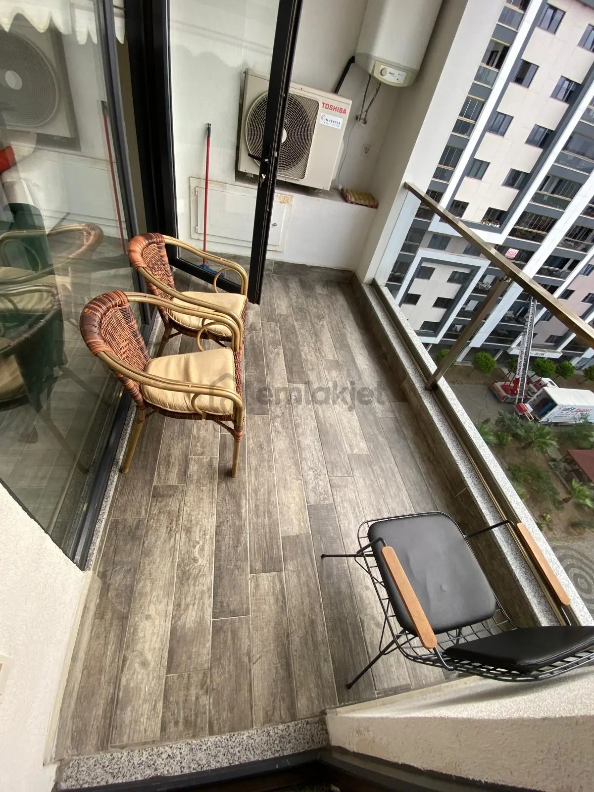 Trabzon Yalıncakta Satılık Denize Sıfır Lüks Daire - 11