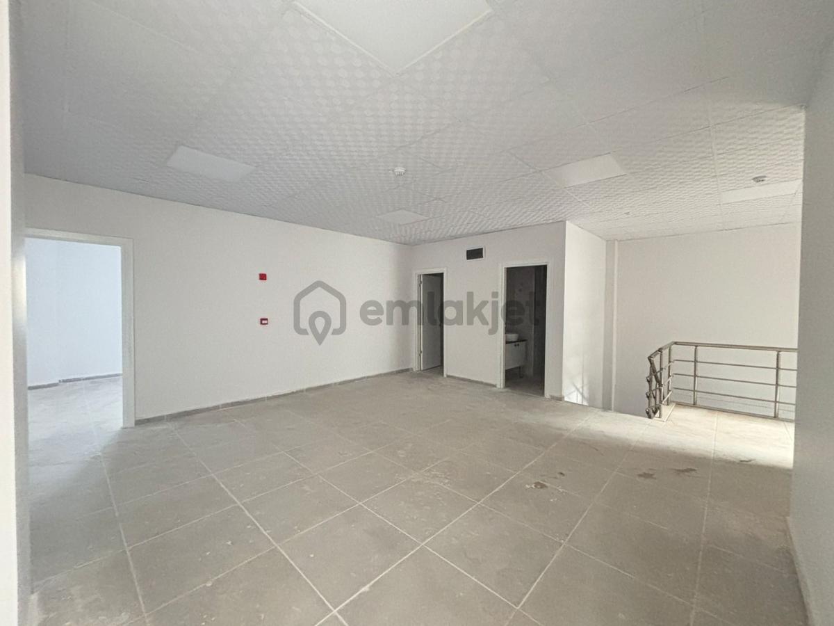 Cb King'den Balıkesir/organize Sanayi'de 250m² Kiralık Dükkan - 24