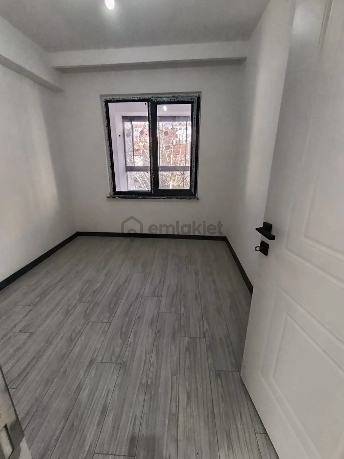 Ömür Mahallesinde 3+1 Sıfır Daire - 13