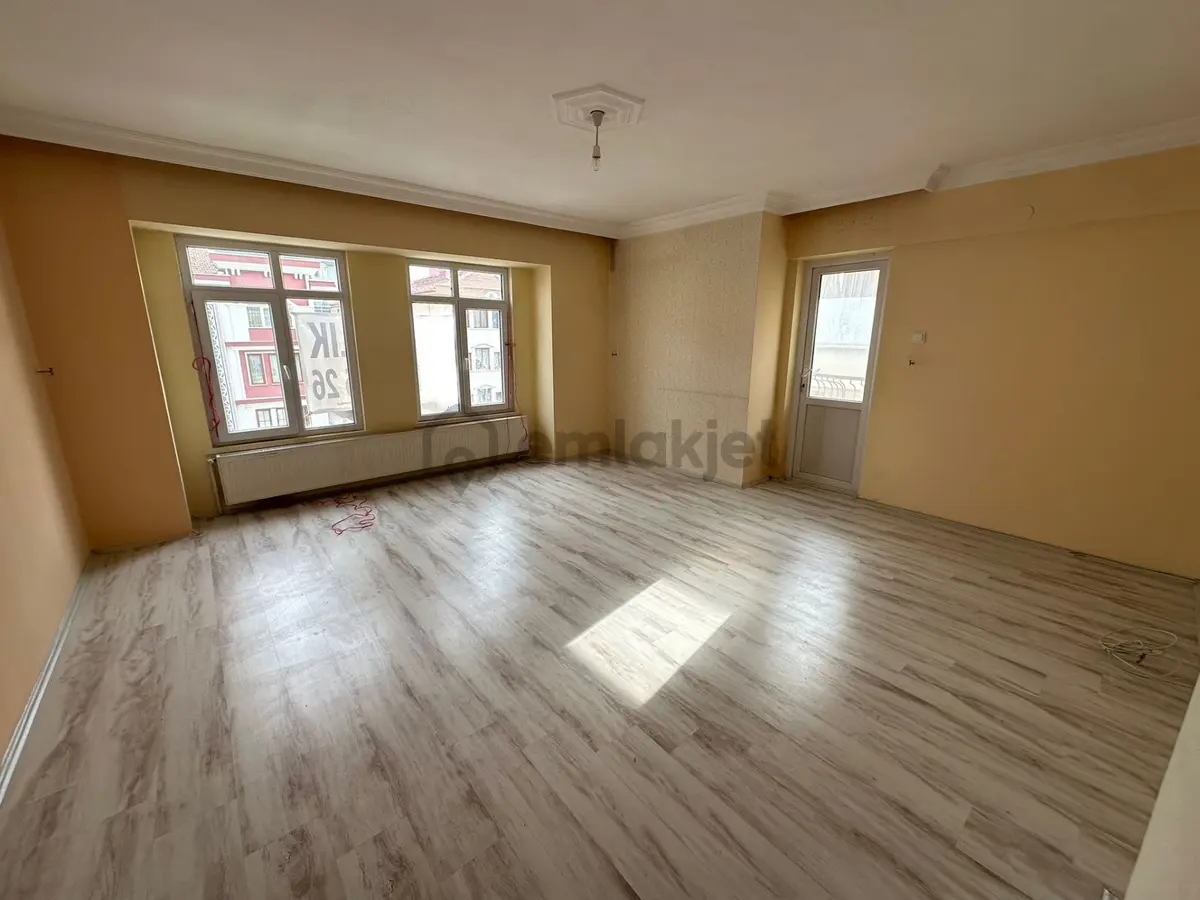 Ufuktepe Mahallesi'nde Masrafsız 3+1 Daire! - 9
