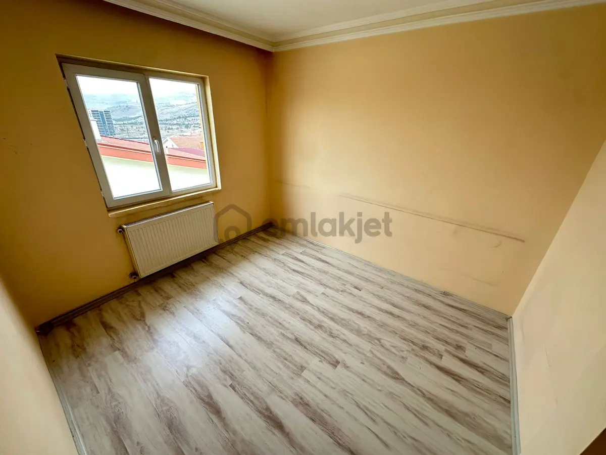 Ufuktepe Mahallesi'nde Masrafsız 3+1 Daire! - 16