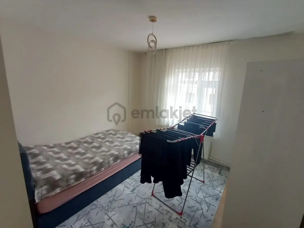 Esertepe'de Kat Konumunda Fırsat Daire! - 16