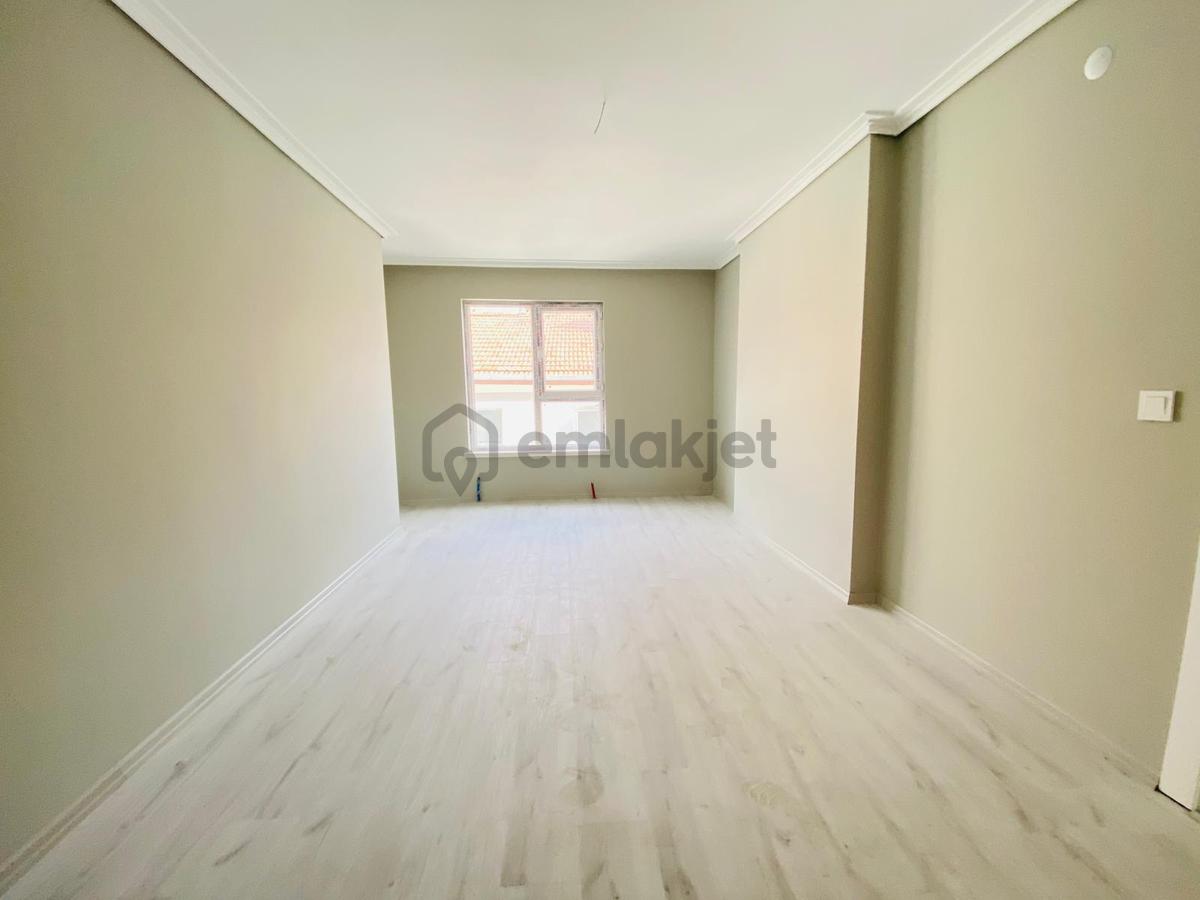 Şahintepe'de Sıfır Binada 6+1 Satılık Dubleks Daire !!! - 17