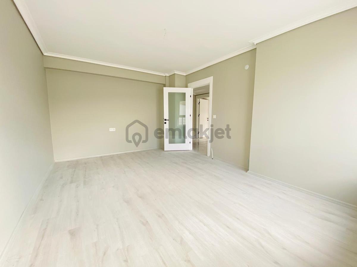 Şahintepe'de Sıfır Binada 6+1 Satılık Dubleks Daire !!! - 24