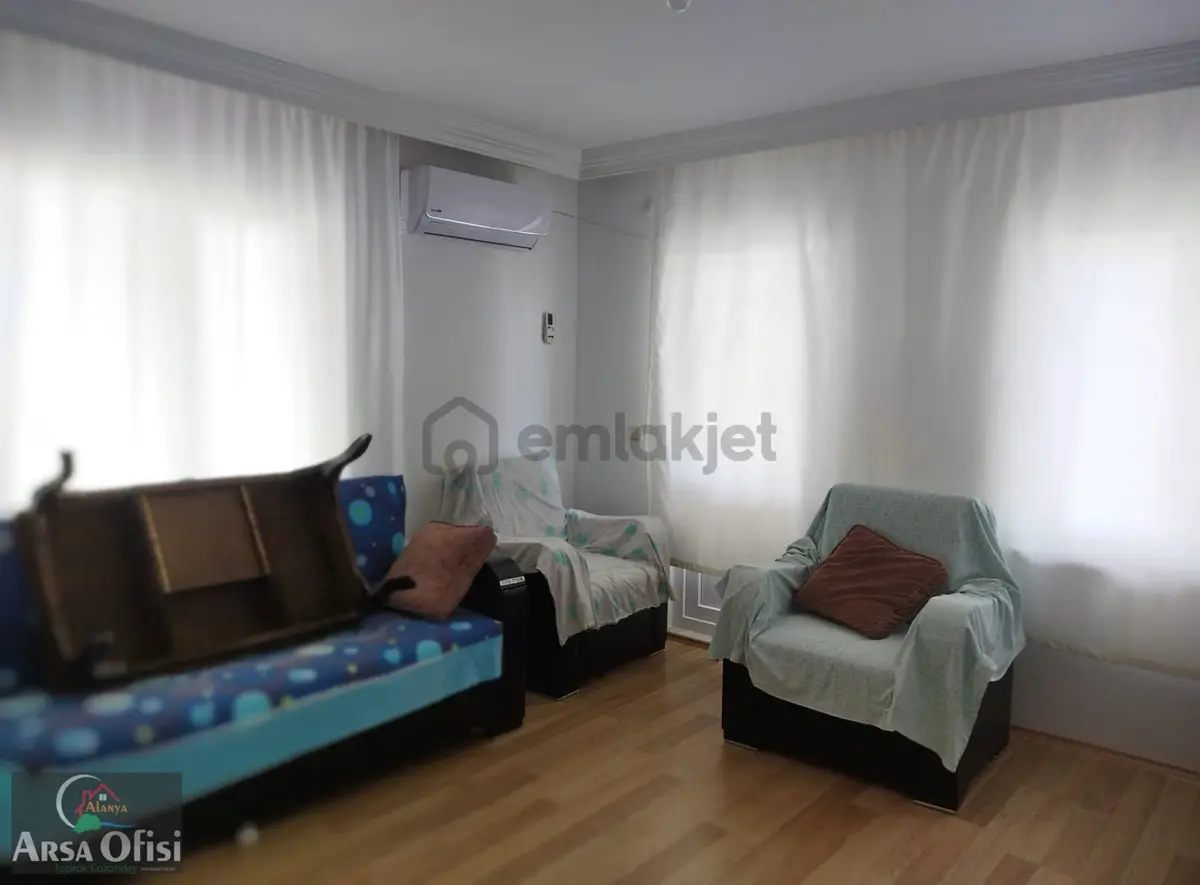 Alanya Mahmutlarda Satılık Deniz Manzaralı Müstakil Bahçeli Ev - 18