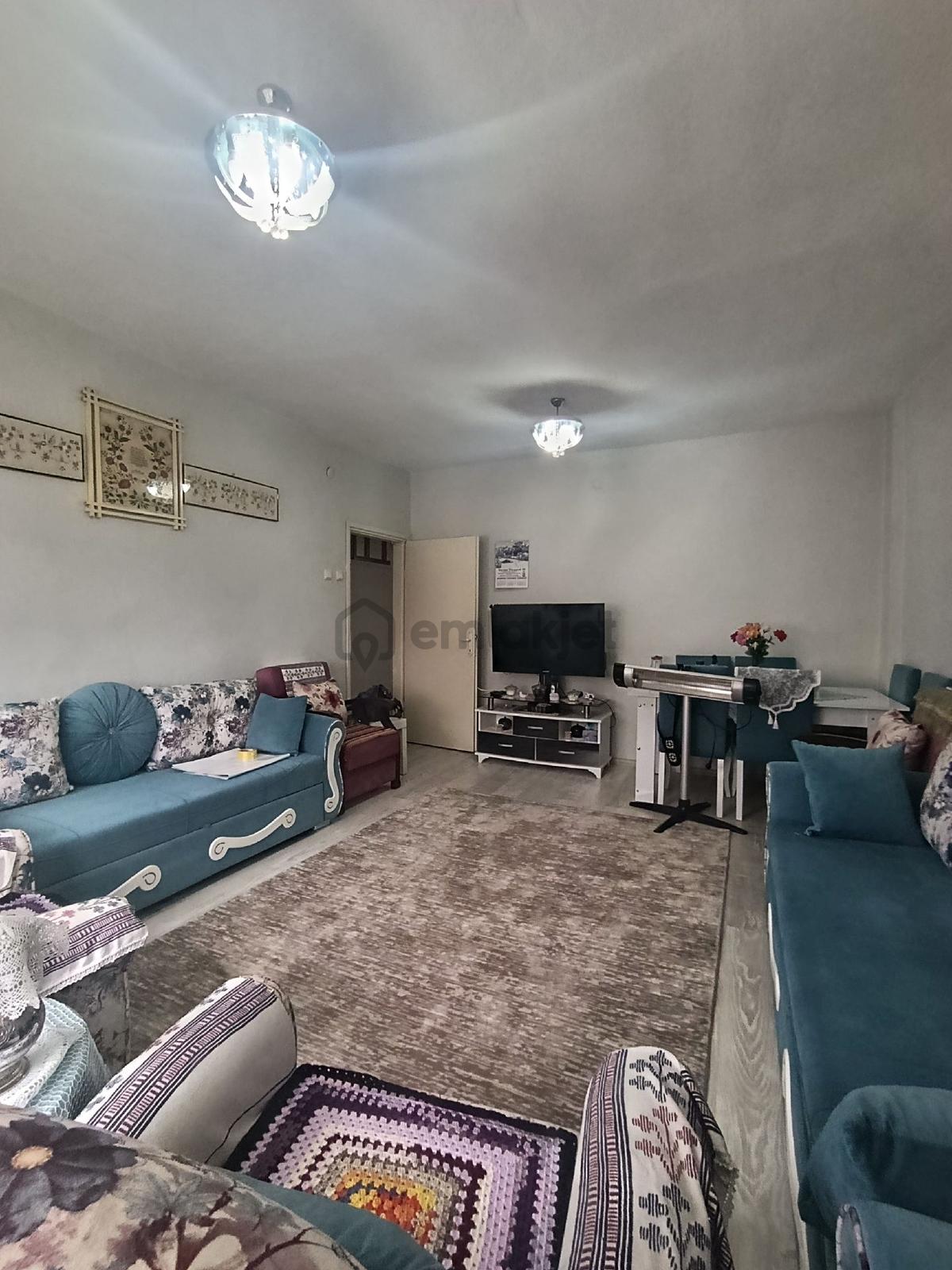 Yeniket Mahallesinde Kiralık 2+1 Daire - 22