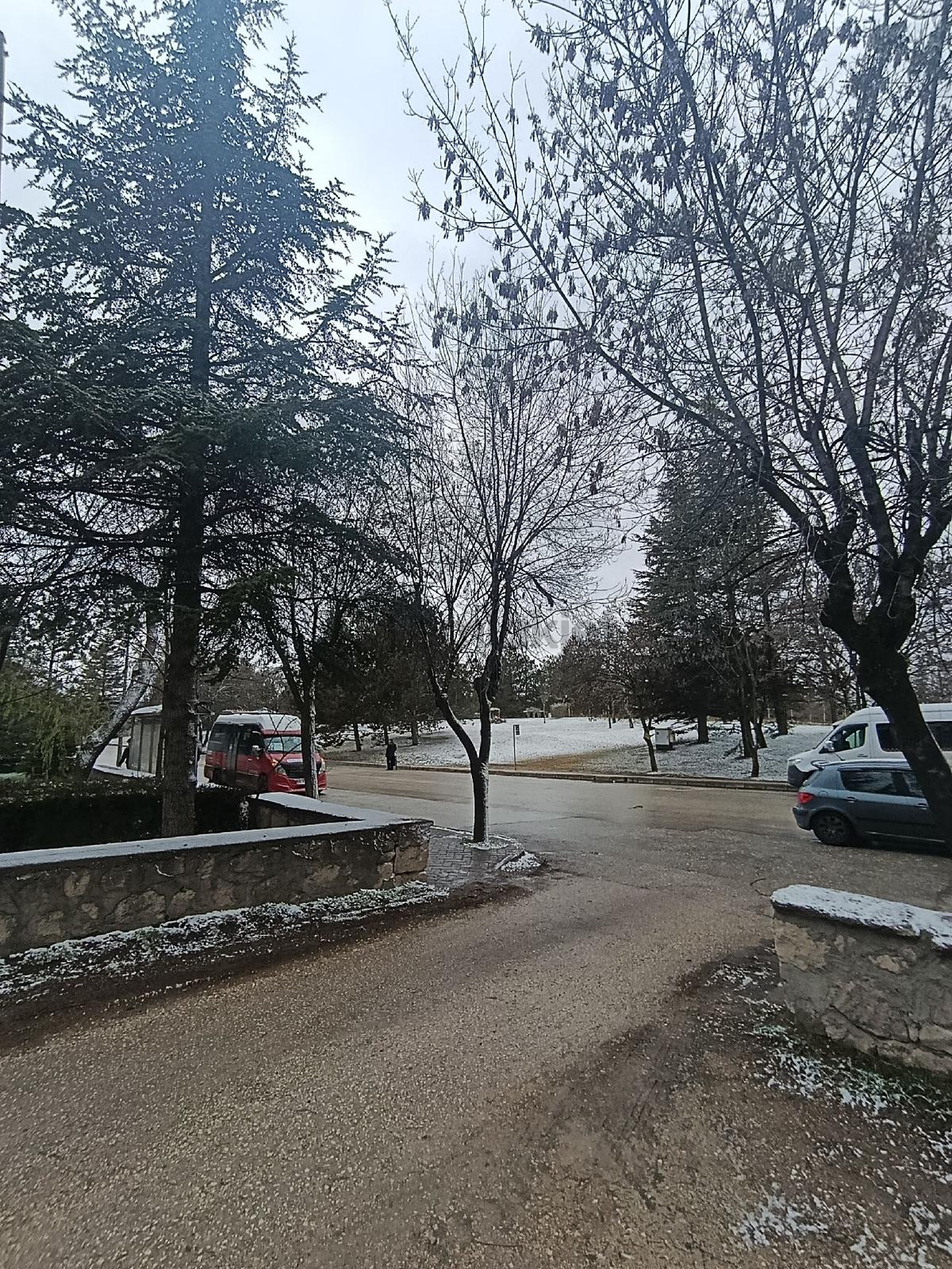 Yeniket Mahallesinde Kiralık 2+1 Daire - 3